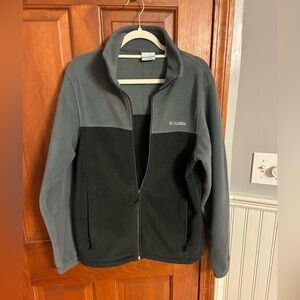 PRICED TO SELL Two-Tone Columbia Men’s Jacket